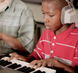 Einsteiger-Keyboards für Kinder und Jugendliche