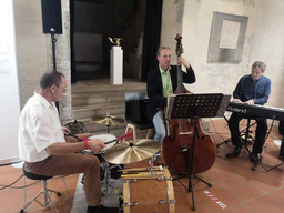 Silent Jazz Trio: "Swing meets Jazz" - Im Rahmen der Reihe »Kultur im Stift«