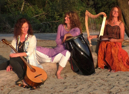 HarpaNera - Eine musikalische Voyage um die Welt