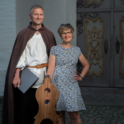 Lesung mit musikalischer Unterlegung | Uschi & Klaus Pfaffeneder | Die Schwester des Ketzers