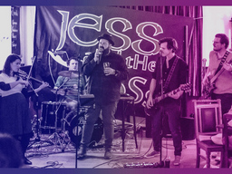 Konzert Saint Patricks Day - Irish Night mit Jess & the Mess