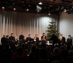 Adventskonzert im Historischen Güterboden Radebeul - Dresdner Kammerchor I Hans-Christoph Rademann