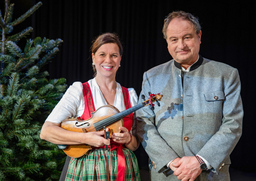 Heilige Nacht von Ludwig Thoma - Pfarrer Rainer Maria Schießler und Geschwister Siferlinger