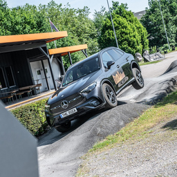 Compact Training GLC - Offroad-Fahrerlebnis mit dem Mercedes-Benz GLC