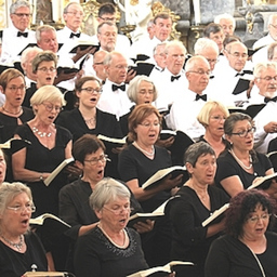 Benefizkonzert in St. Anton Augsburg - Mozart - Ave verum und Requiem. Schubert - Sinfonie h-Moll ´Unvollendete´.