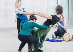 Gastveranstaltung: Feministisch Verbündet-Sein - FemVer meets Blickwechsel Playbacktheater Freiburg